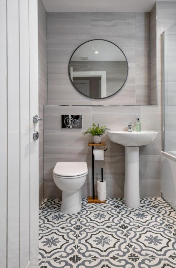 סטירלינג Highland Hideaway Apartment מראה חיצוני תמונה