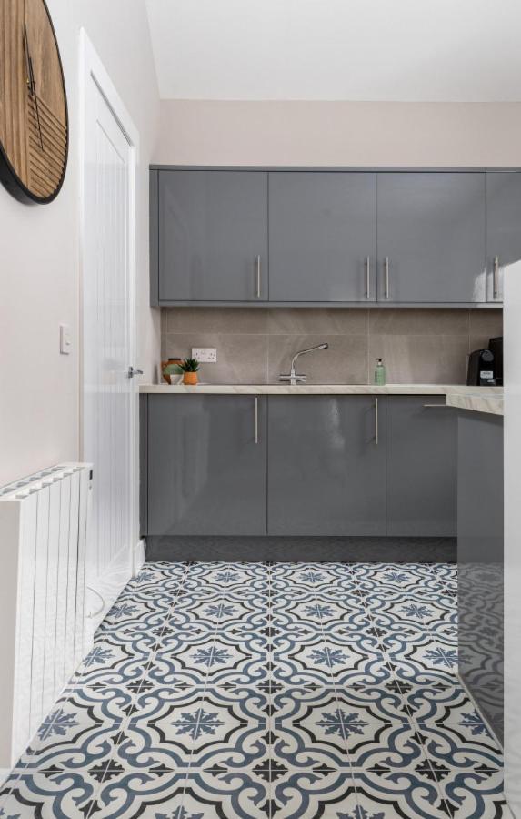 סטירלינג Highland Hideaway Apartment מראה חיצוני תמונה