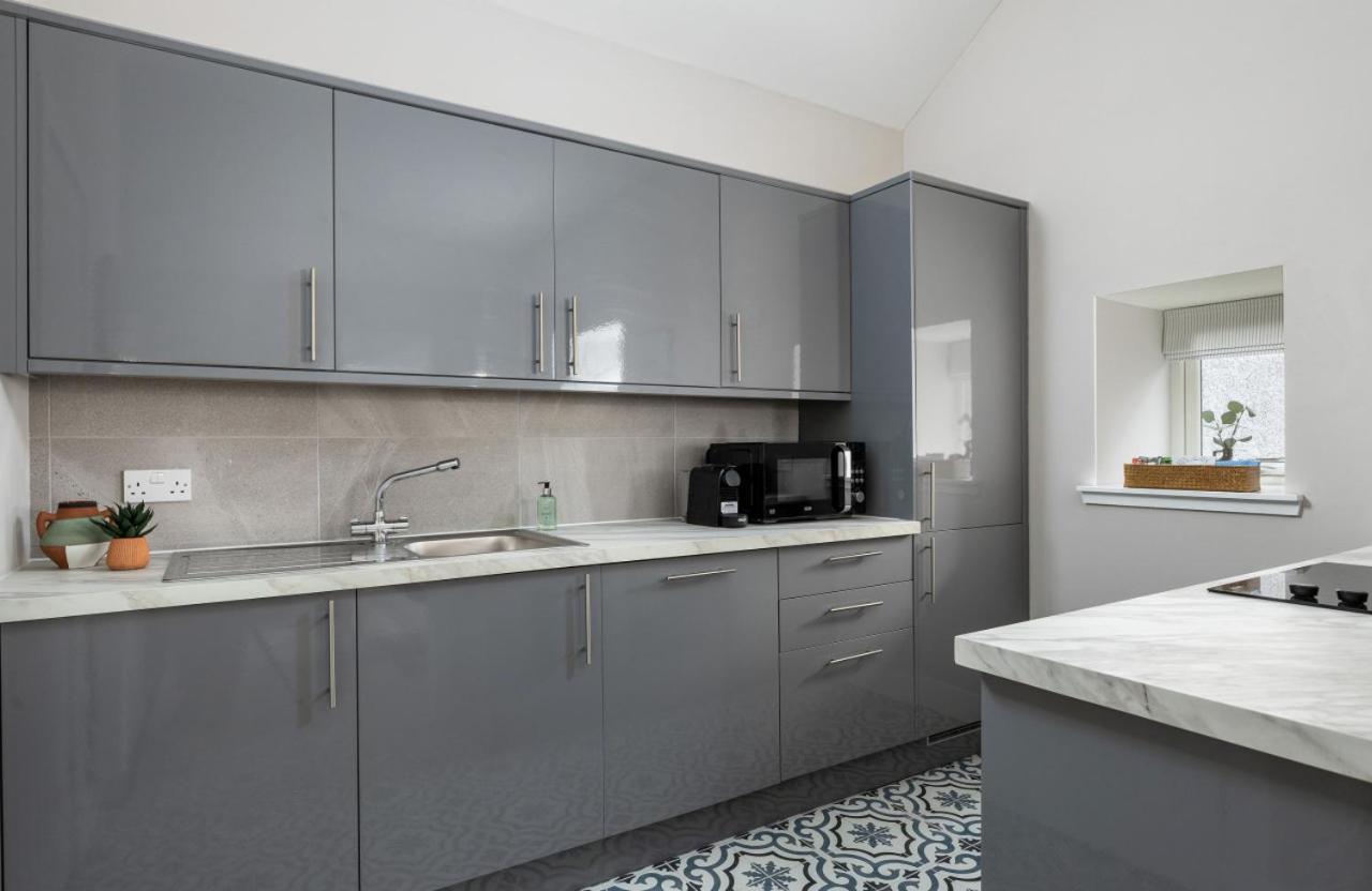 סטירלינג Highland Hideaway Apartment מראה חיצוני תמונה
